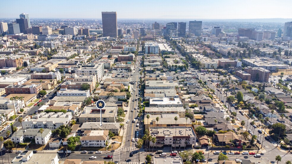 More Photos Of 208 S Normandie Ave, Los Angeles Apartments For Sale