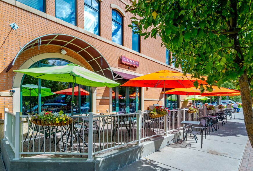 More Photos Of 700 Yampa, Steamboat Springs Restaurant For Sale