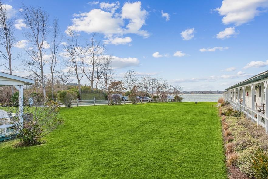 More Photos Of 131 E Lake Dr, Montauk Apartments For Sale