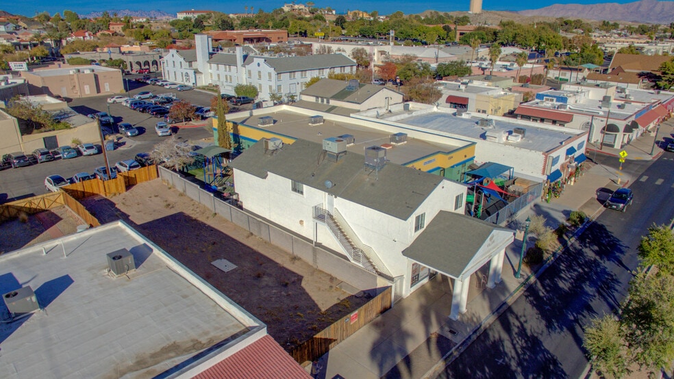 More Photos Of 1308 Wyoming St, Boulder City General Retail For Sale