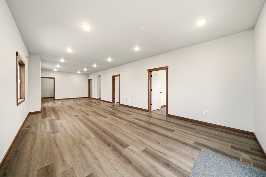 More Photos Of 1408 N Jackrabbit Ln, Belgrade Office For Sale