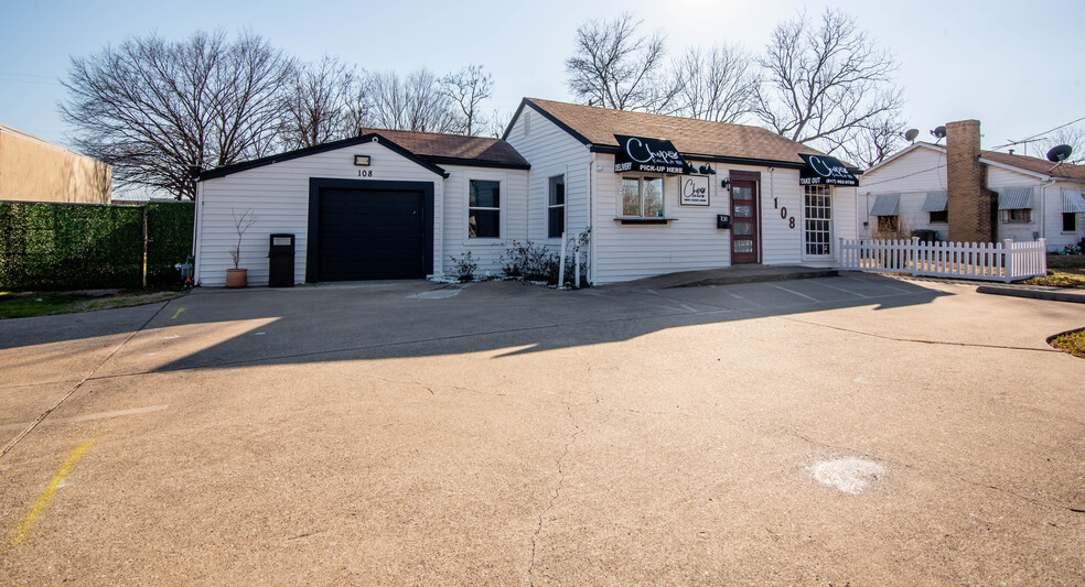 Primary Photo Of 108 W State St, Garland Specialty For Sale