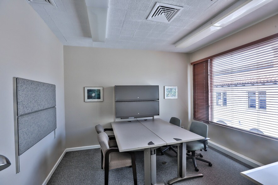 More Photos Of 439 Alvarado St, Monterey Bank For Lease