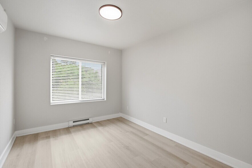 More Photos Of 4335 Mercier St, Kansas City Multifamily For Sale