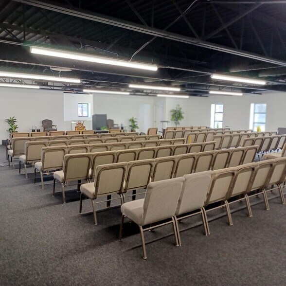 More Photos Of 13087 E 11 Mile Rd, Warren Medical For Sale