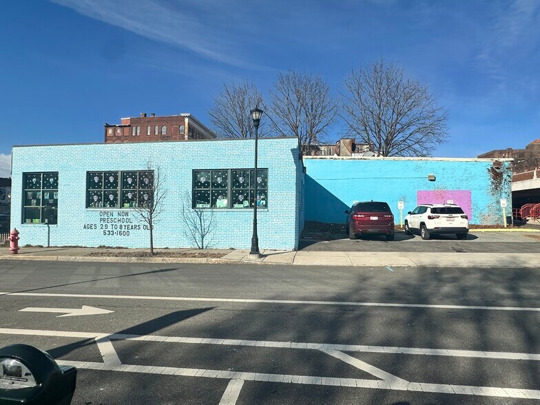 More Photos Of 251 Appleton St, Holyoke Office For Sale