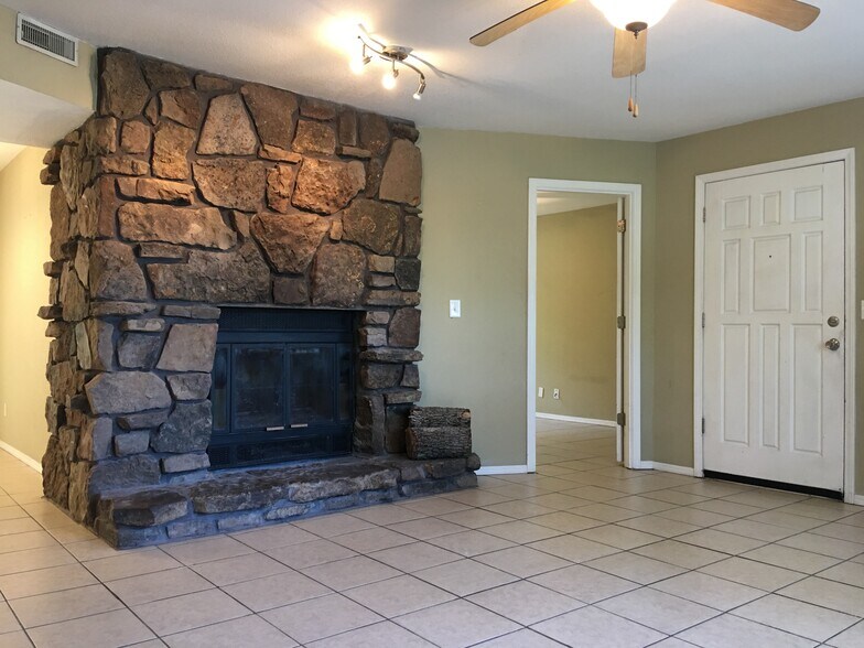 More Photos Of 4 Grand Lake Dr, Afton Apartments For Sale