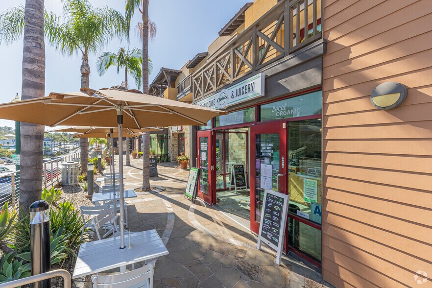 More Photos Of 90 N Coast Highway 101, Encinitas Apartments For Lease