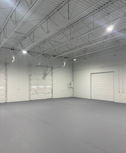 Primary Photo Of 5265-5272 Tractor Rd, Toledo Unknown For Lease
