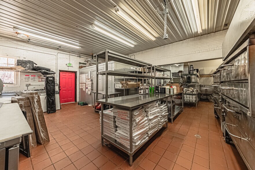 More Photos Of 516 E Elm St, Trinidad Restaurant For Sale