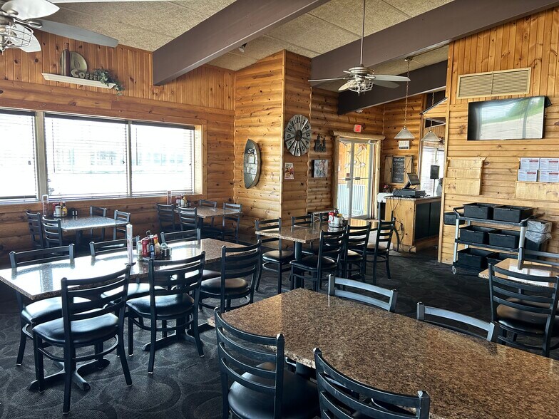 More Photos Of 1120 E Main St, Mandan Restaurant For Sale