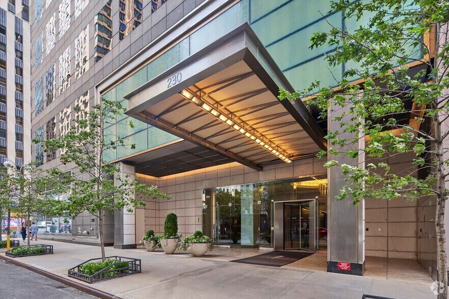 More Photos Of 1745 Broadway, New York Office For Lease