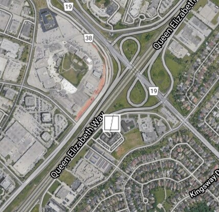 More Photos Of 2914 S Sheridan Way, Oakville Medical For Sale