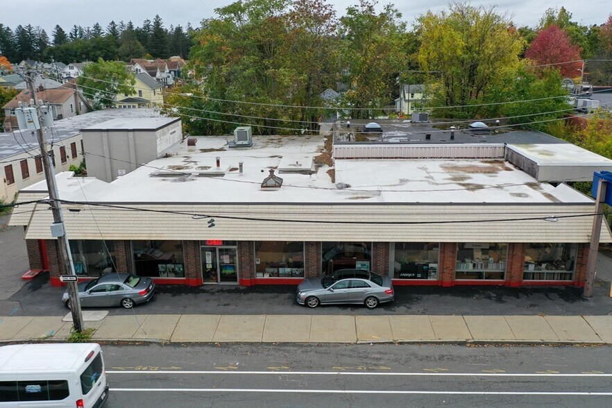 More Photos Of 1594 Dwight St, Holyoke Freestanding For Lease