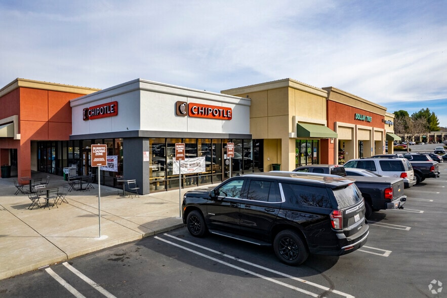 More Photos Of 5400 Ygnacio Valley Rd, Concord Unknown For Lease