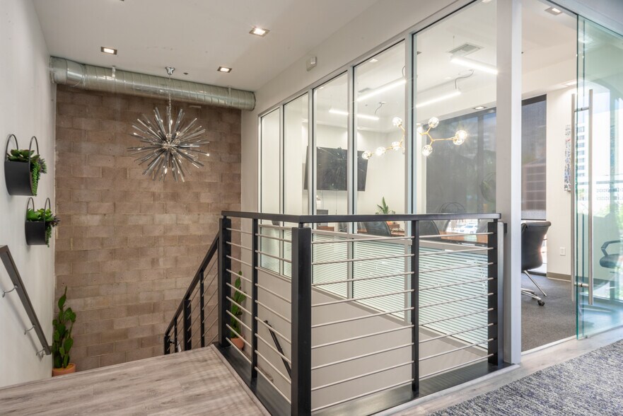 More Photos Of 229 S Las Vegas Blvd, Las Vegas Office For Sale