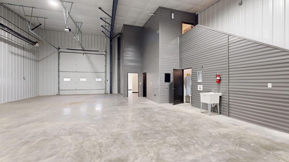 More Photos Of 3221 Pureview Ln, Billings Industrial For Sale