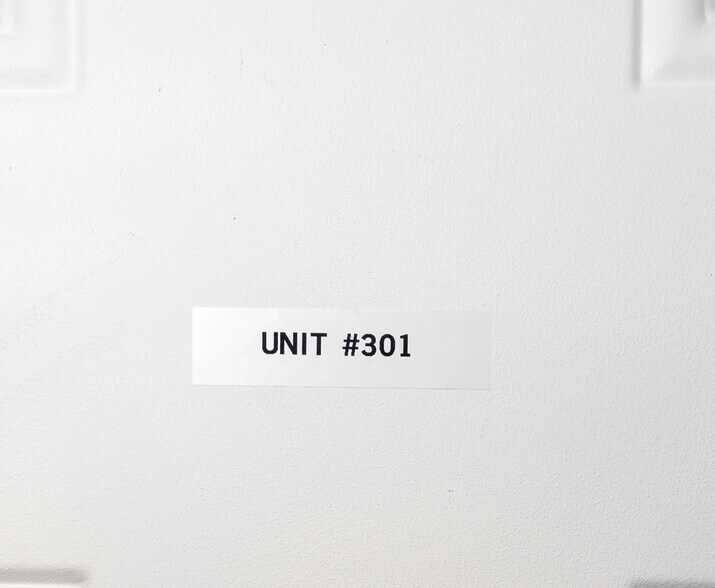 More Photos Of 2445 Lakeview Ave, Baltimore Apartments For Sale