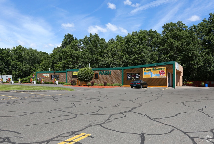 More Photos Of 86 Woodlawn Rd, Berlin Carwash For Sale