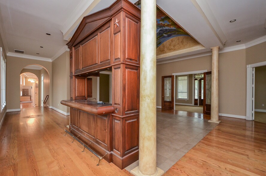 More Photos Of 9420 Fm 1960 Rd W, Houston Office For Lease
