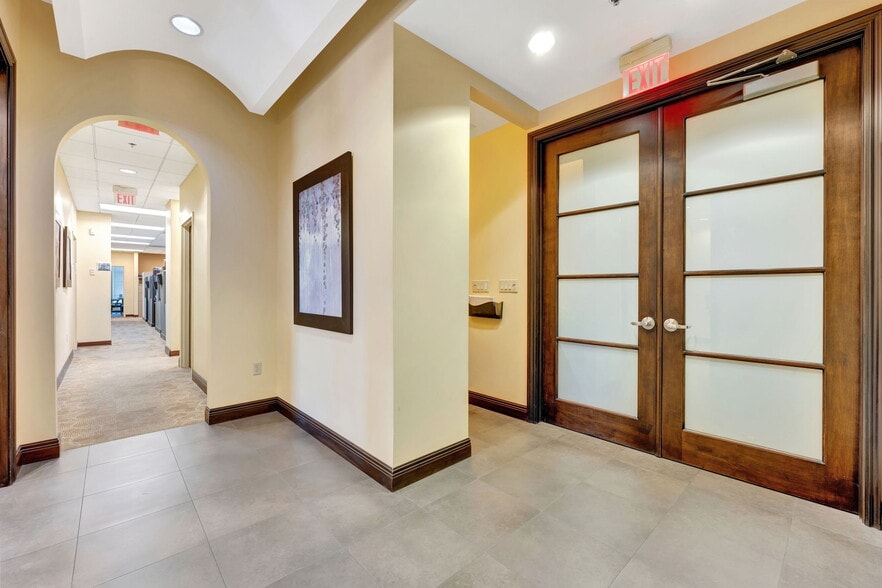 More Photos Of 5850 Coral Ridge Dr, Coral Springs Medical For Sale