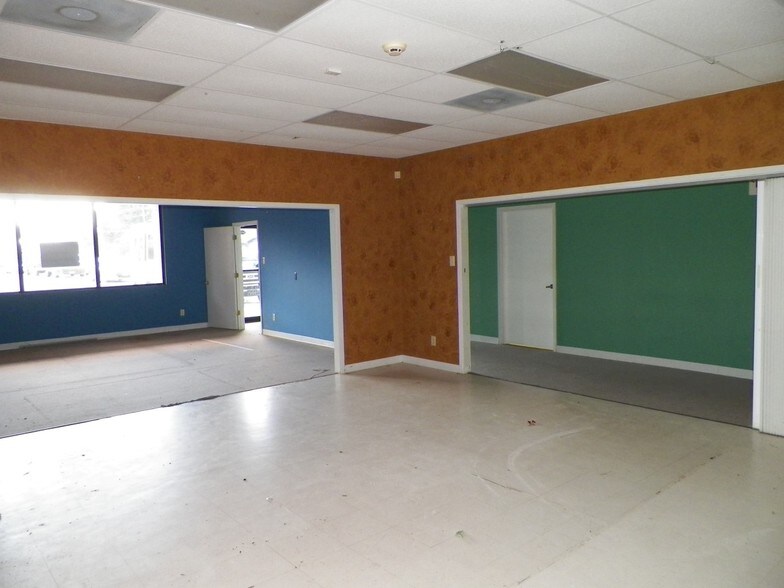 More Photos Of 2424 Old Sterlington Rd, Monroe Freestanding For Lease