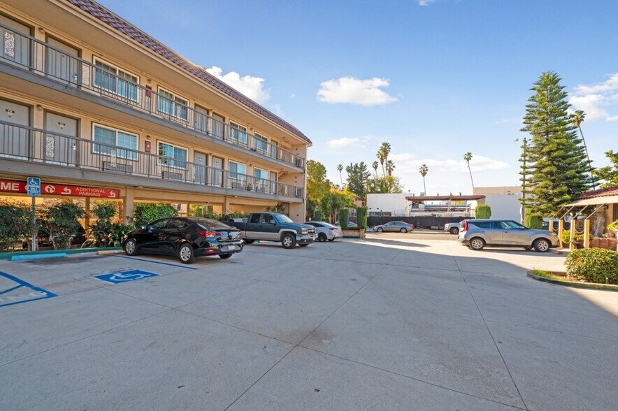 More Photos Of 2156 E Colorado Blvd, Pasadena Hotel For Sale
