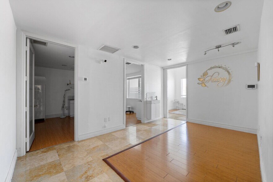 More Photos Of 430 S Dixie Hwy, Miami Office For Lease