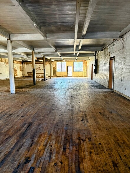 More Photos Of 853 S Elm St, Greensboro Storefront Retail Office For Sale