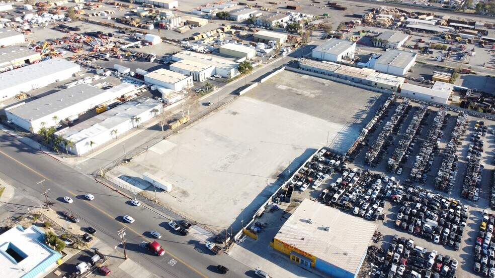 More Photos Of 15363 Arrow Blvd, Fontana Land For Lease