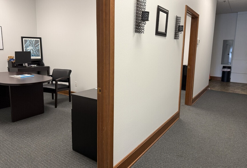 More Photos Of 6020-6030 Main St SW, Lakewood Storefront For Lease