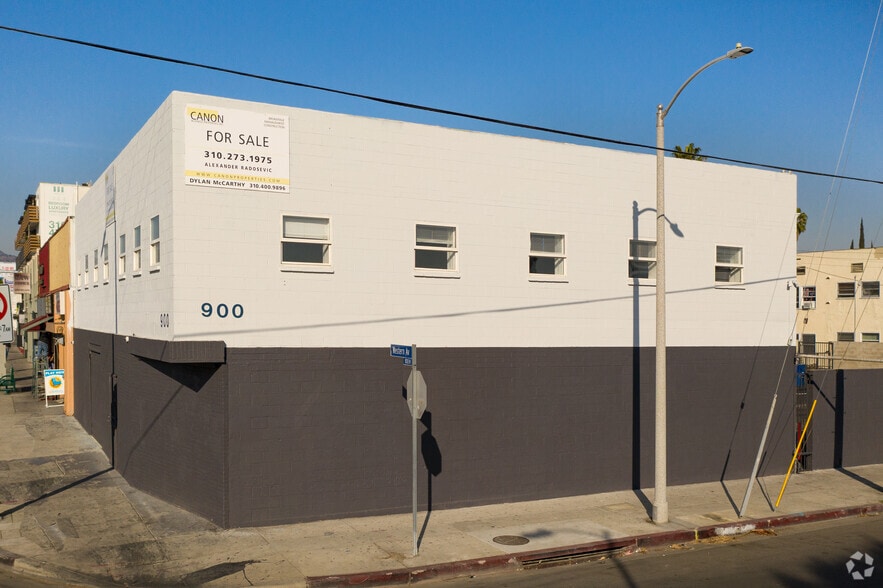 More Photos Of 900 N Western Ave, Los Angeles Showroom For Sale