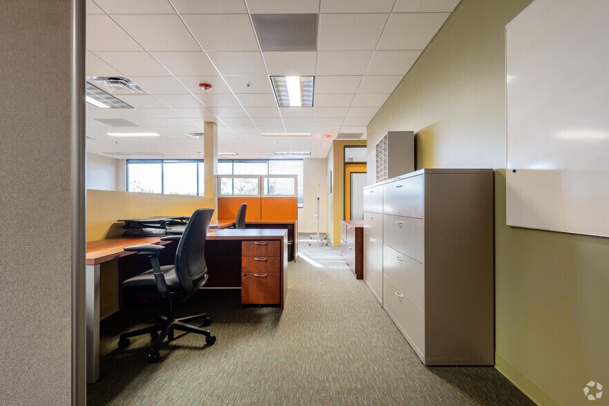 More Photos Of 3001 Bee Caves Rd, Austin Office For Lease