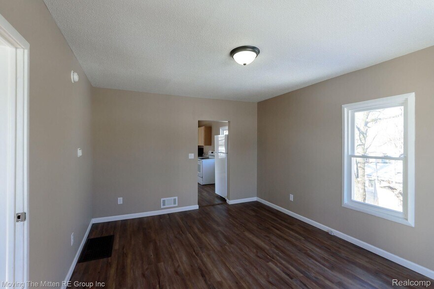 More Photos Of 230 Almyra Ave, Monroe Apartments For Sale