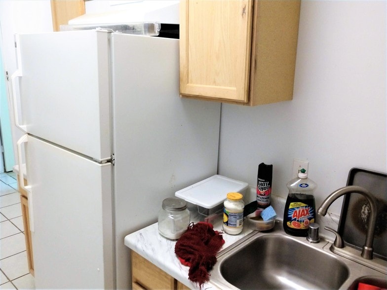 More Photos Of 8709 Irvington Blvd, Houston Warehouse For Sale