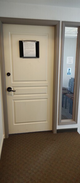 More Photos Of 107 W 29th St, Loveland Storefront Retail Office For Lease