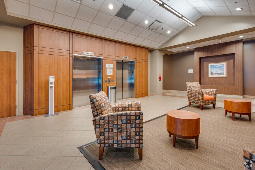 More Photos Of 707 S Fry Rd, Katy Unknown For Lease