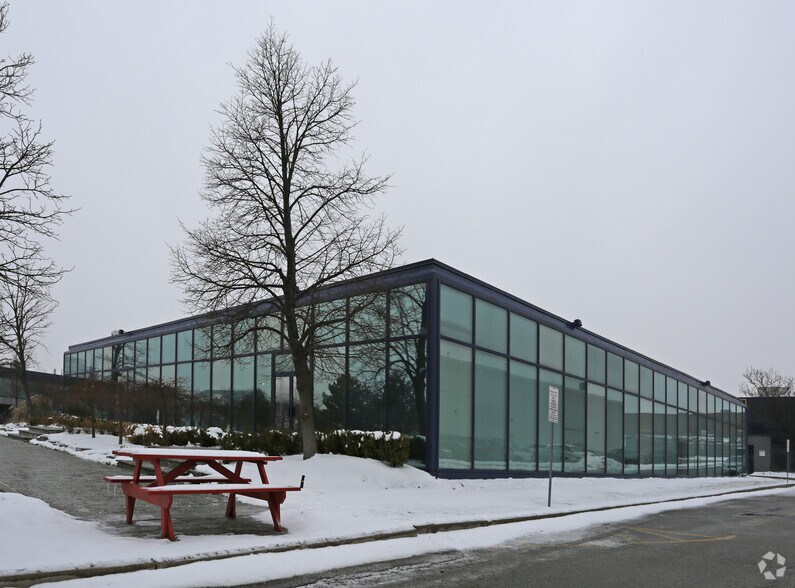 More Photos Of 175 E Traders Blvd, Mississauga Office For Lease