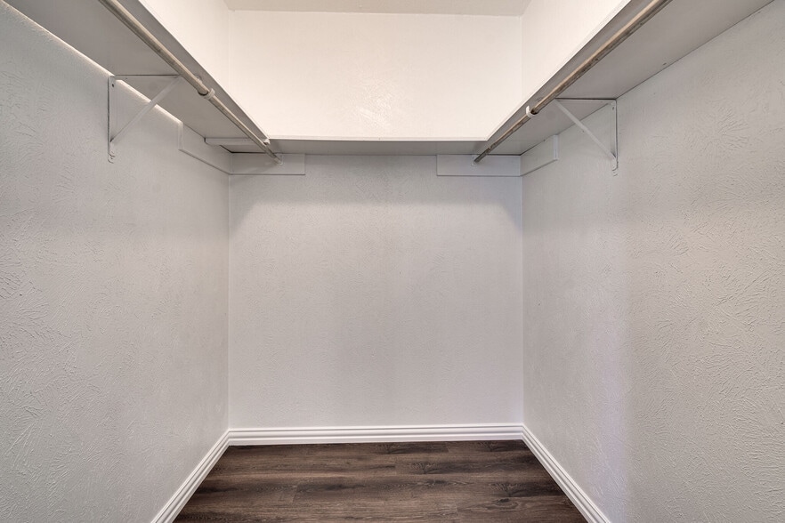 More Photos Of 608 Fallmeadow Ct, Denton Apartments For Sale