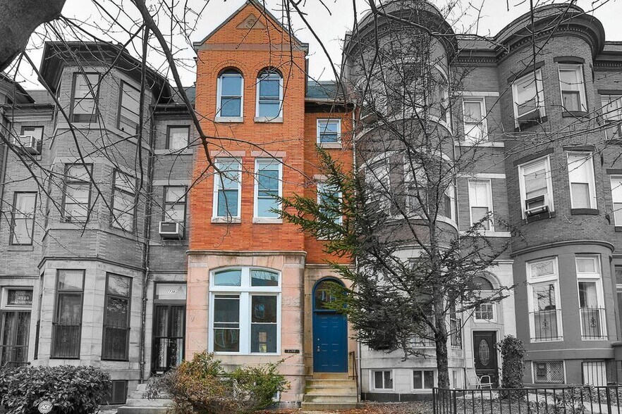 More Photos Of 2740 Saint Paul St, Baltimore Apartments For Sale