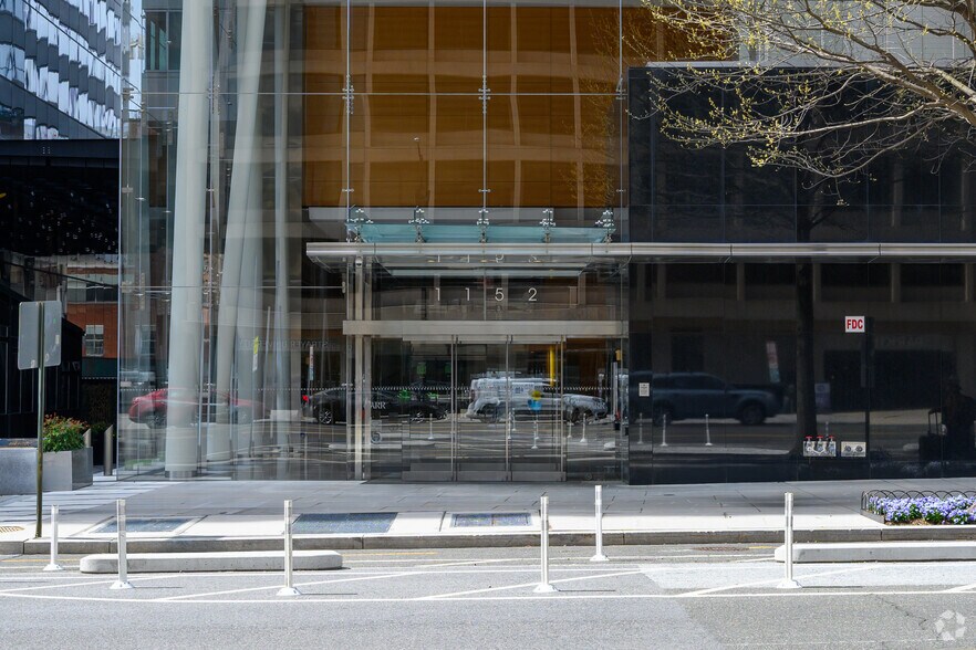 More Photos Of 1152 15th St NW, Washington Office For Lease