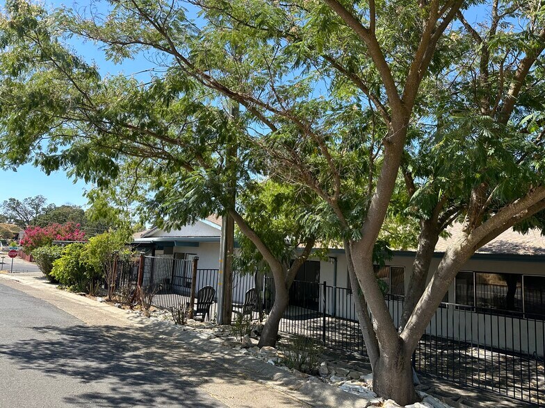 More Photos Of 556 Toyon Dr, San Andreas Healthcare For Sale