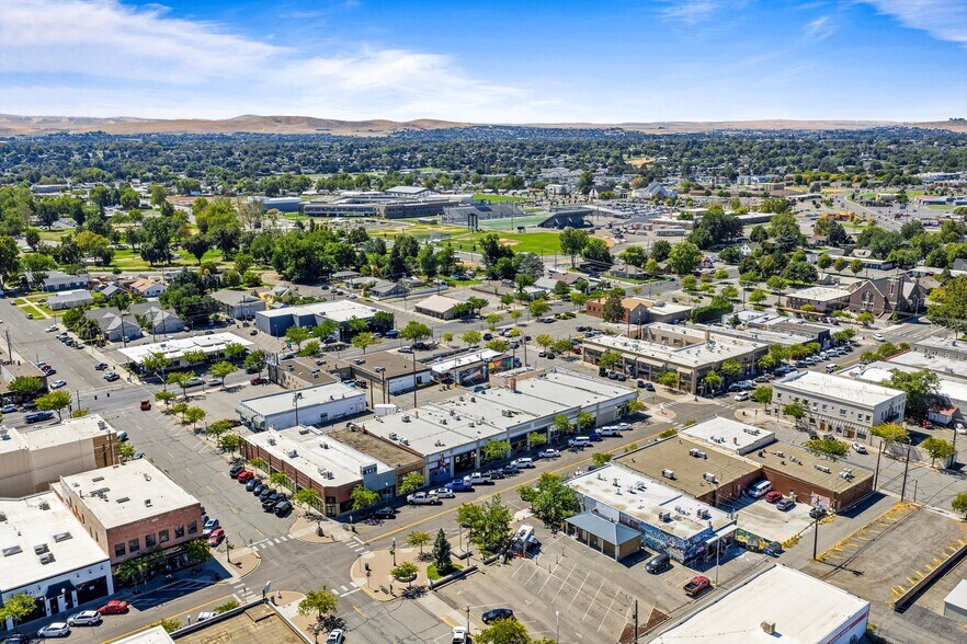 More Photos Of 11 S Cascade St, Kennewick Office For Sale