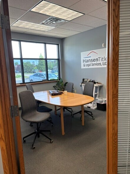 More Photos Of 2518 Superior Dr NW, Rochester Office For Lease