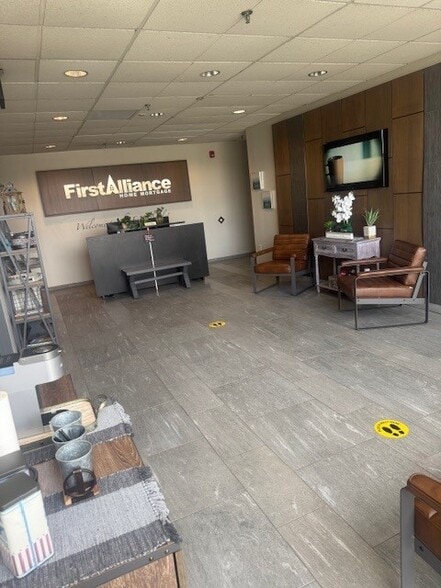 More Photos Of 20 Jackson Dr, Cranford Office For Lease