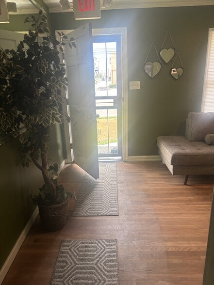 More Photos Of 829 Mt Moriah Rd, Memphis Freestanding For Sale