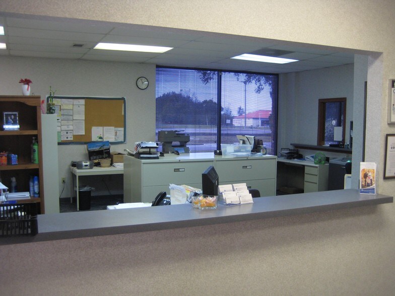 More Photos Of 5349 Great Oak Dr, Lakeland Light Distribution For Lease