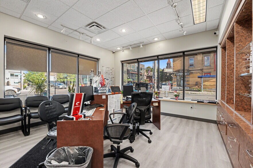 More Photos Of 932 Elmwood Ave, Buffalo Flex For Sale