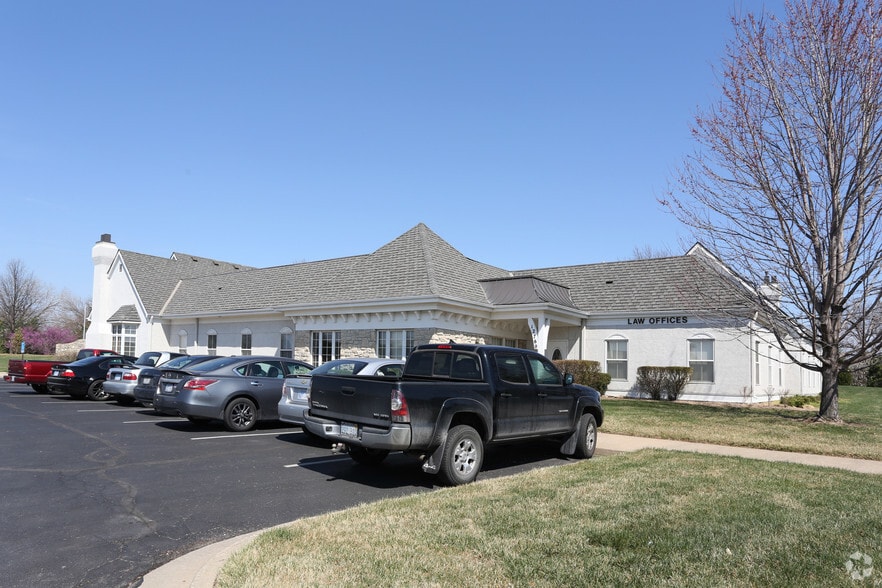 More Photos Of 12760 W 87th Street Pky, Lenexa Medical For Lease