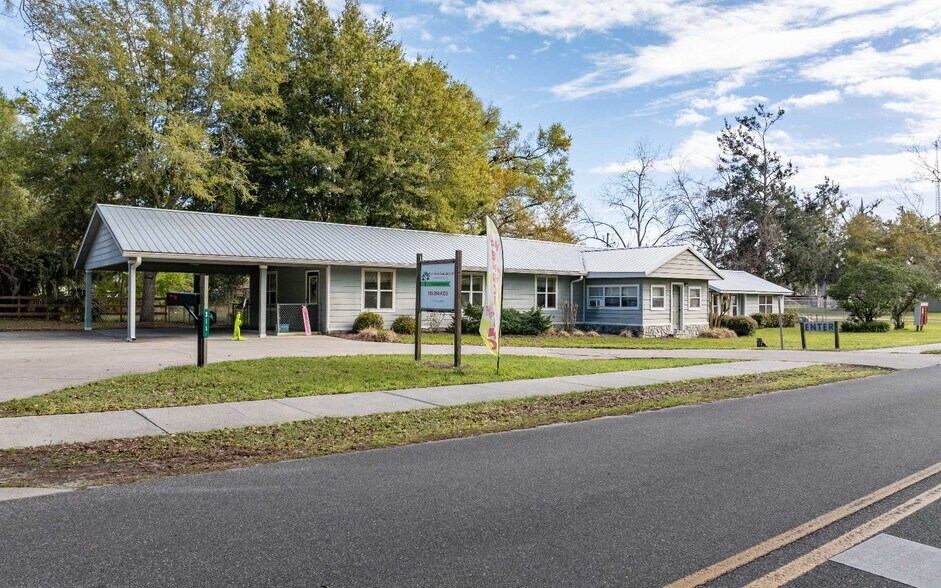 Primary Photo Of 311 NE Crawford St, Mayo Office For Sale